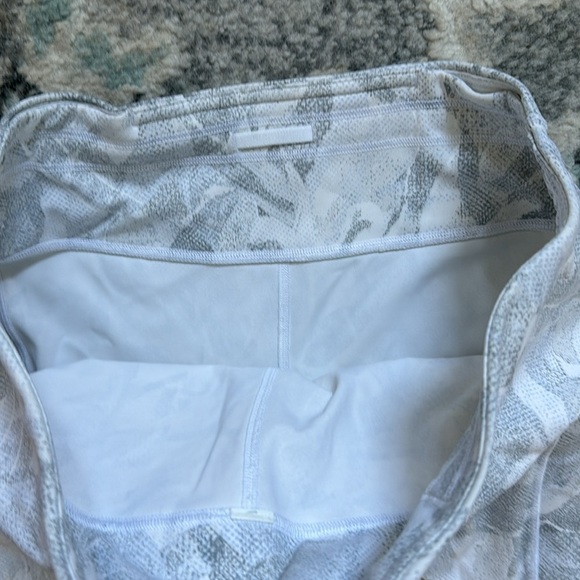 Lululemon Speed Up Tight *28" - Picture 9 of 10